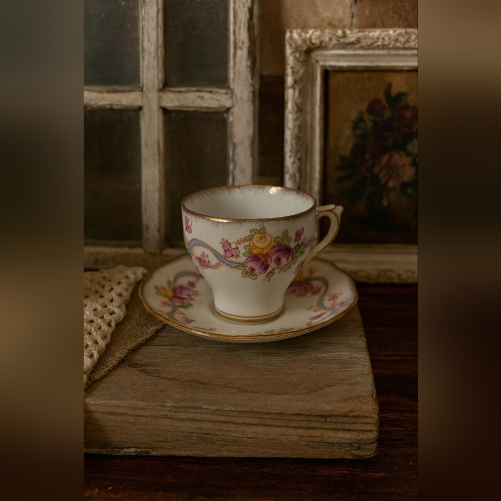 Vintage Roslyn Fine Bone China "Terry" Floral Teacup and Saucer Set